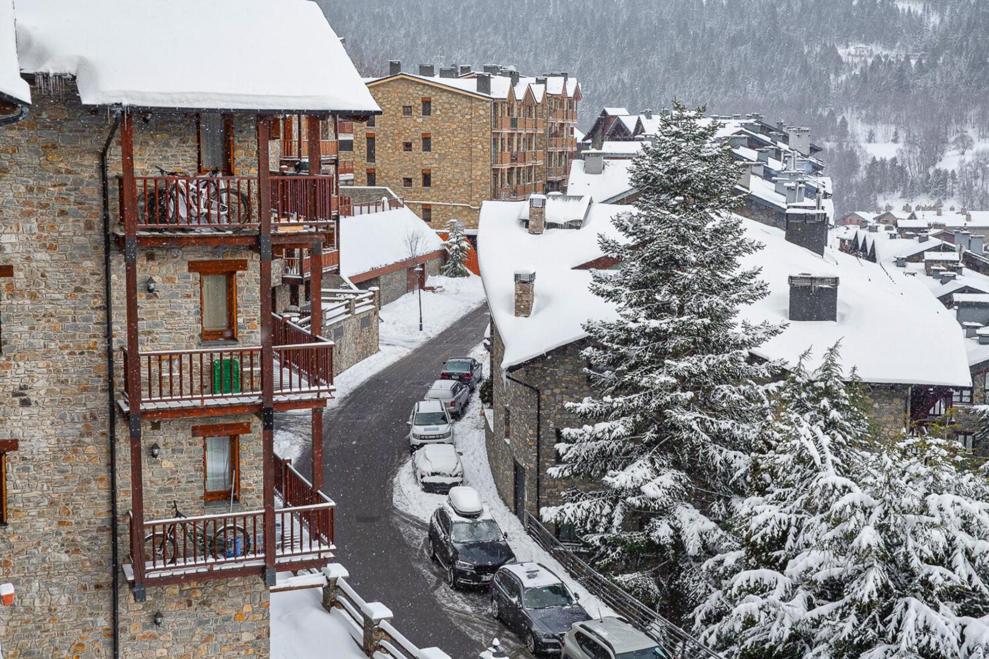 Con Vistas A La Montana, Parking Y Wifi Apartman El Tarter Kültér fotó
